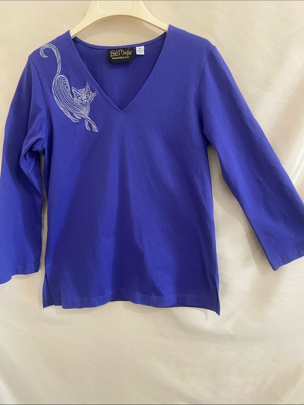 Bob Mackie Purple V-Neck Long Sleeve Top with White Cat Motif
